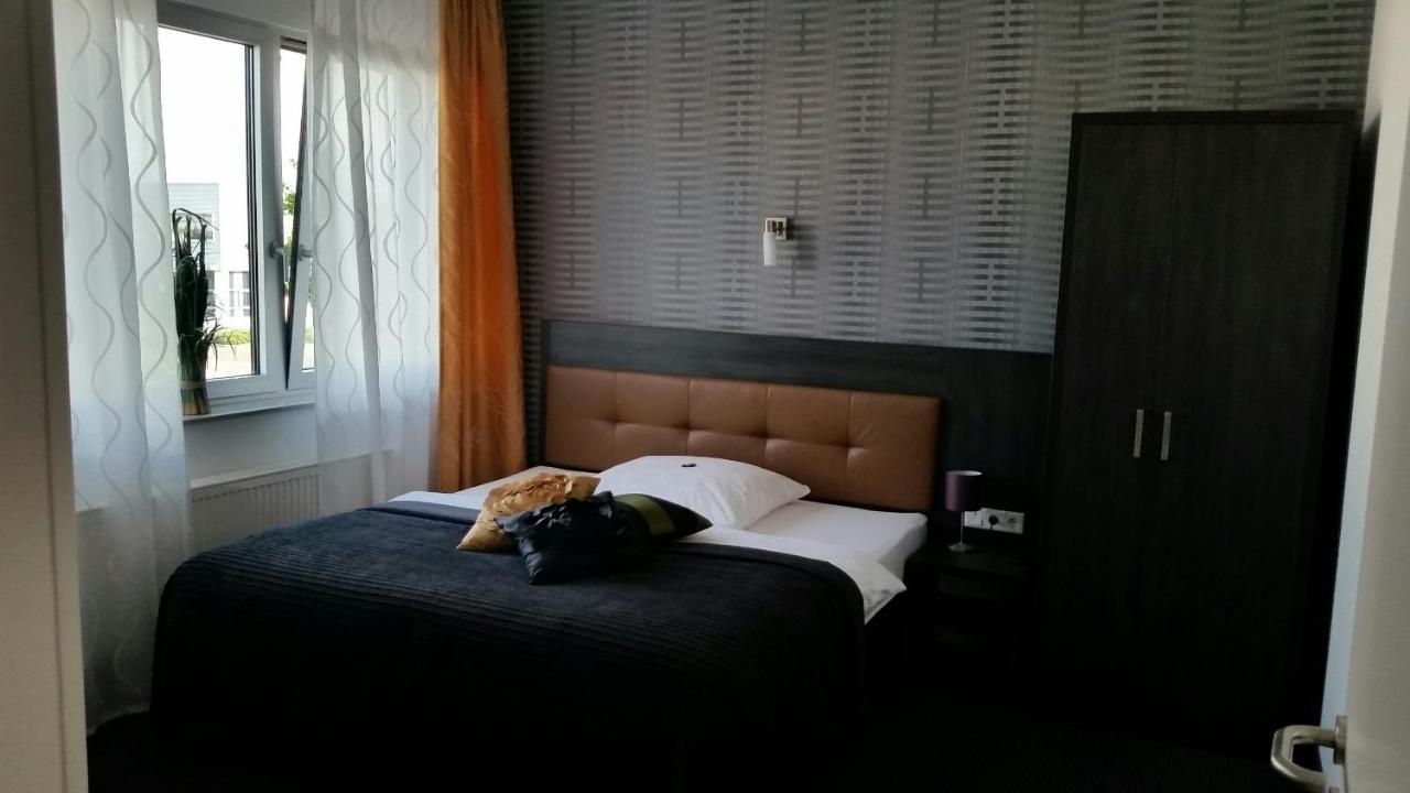 Appart-Hotel, Einsteinstrasse Herzogenaurach Eksteriør bilde